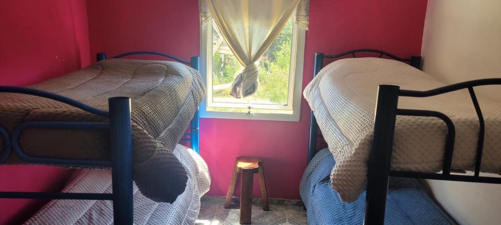 Hostel Las Cuatro Estaciones 厄尔查尔坦 外观 照片