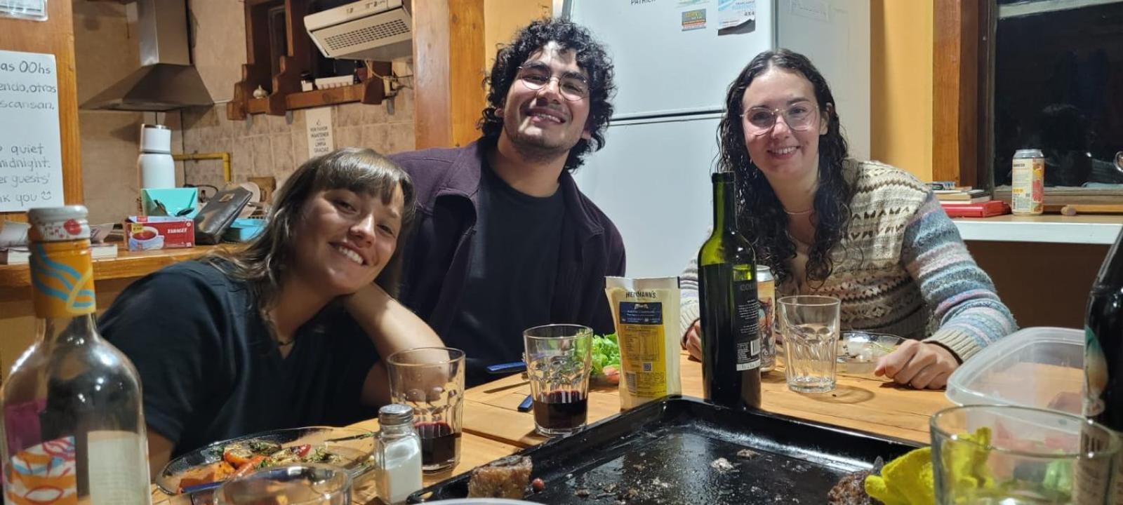 Hostel Las Cuatro Estaciones 厄尔查尔坦 外观 照片