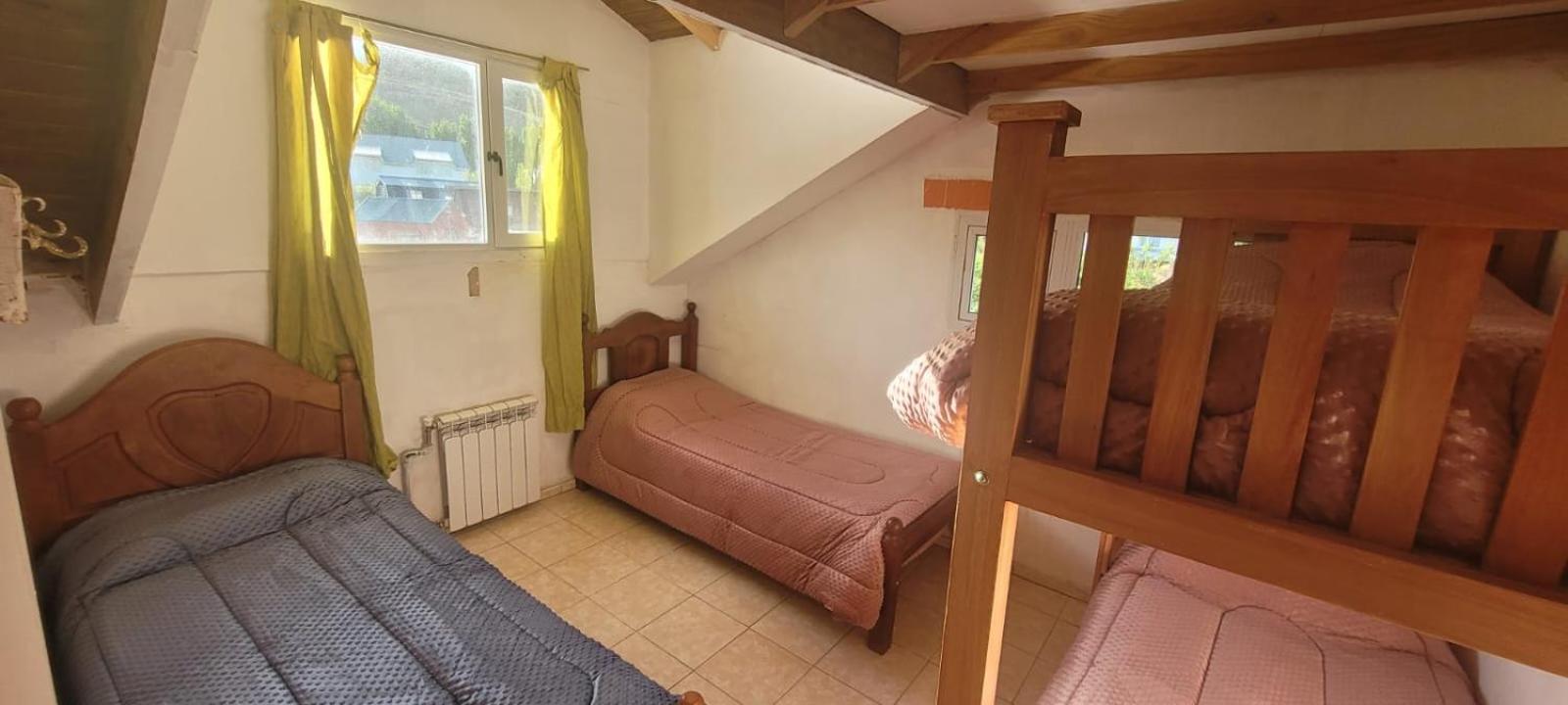 Hostel Las Cuatro Estaciones 厄尔查尔坦 外观 照片
